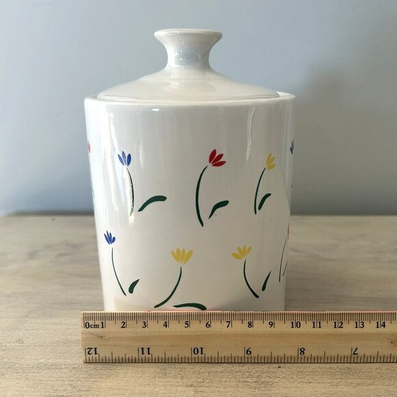 Set of 2 Ceramic Canisters with a painted floral design - Picture 8 of 14